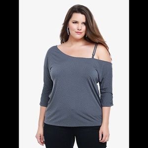 Torrid-Plus size off the shoulder top